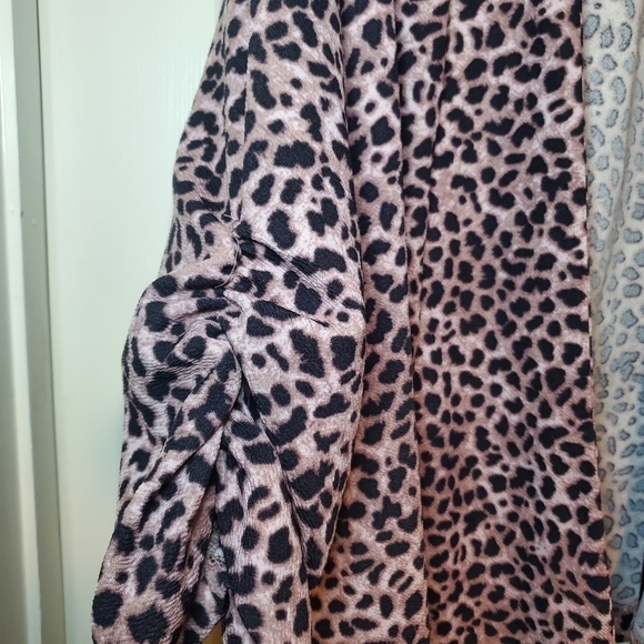 Torrid Knit Crepe Drape Blazer Sz 3X Animal Print Open Front 3/4 Sleeve - Picture 4 of 12